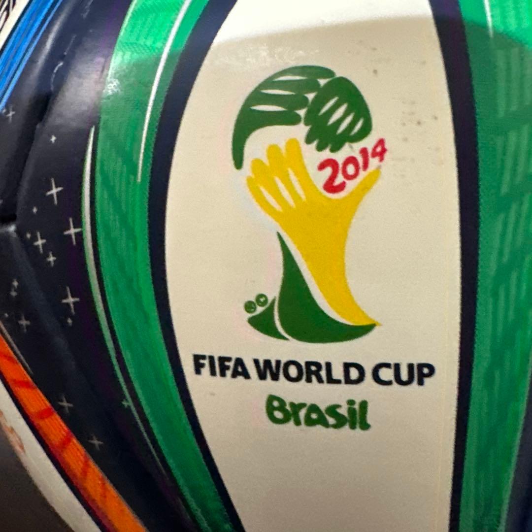 adidas Brazuca サッカーボール 2014FIFAワールドカップ - メルカリ