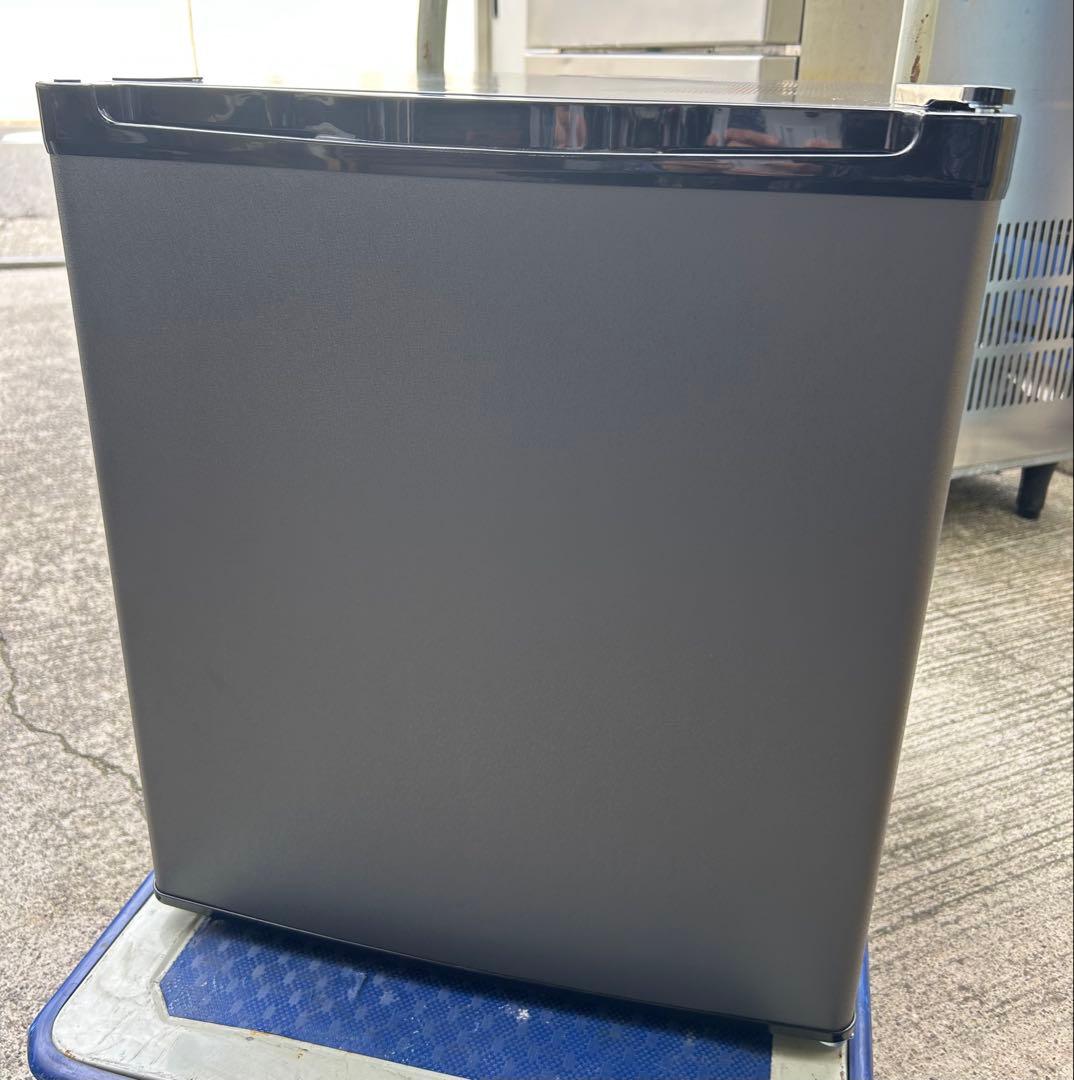 名古屋市内無料配送40★マックスゼン 冷凍庫 2025年製 33L MAXZEN（マクスゼン） 期間限定ポイント5倍！ 冷凍庫 小型 家庭用 93L