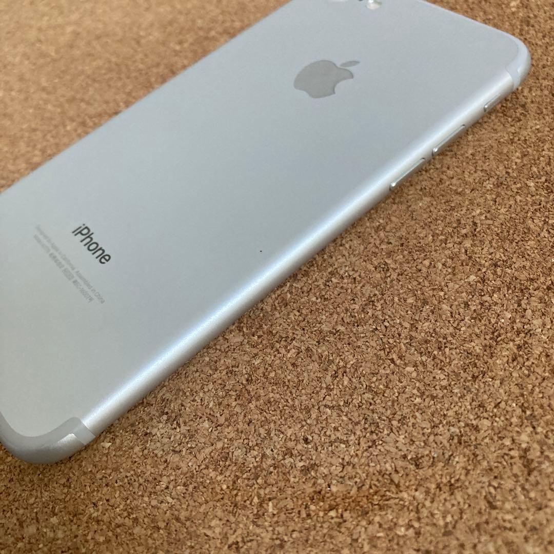 4046【早い者勝ち】美品☆電池最良好☆iPhone7 32GB SIMフリー☆