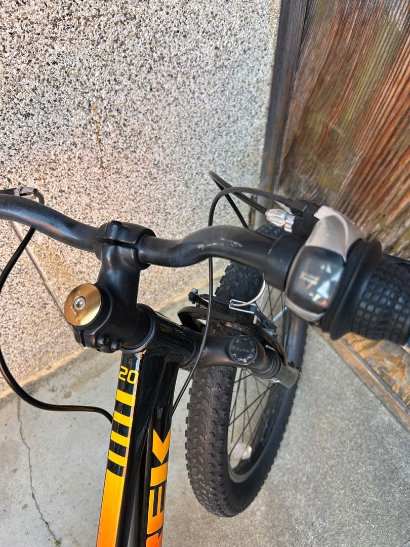 直接受け渡し希望』TREK キッズバイクPrecaliber 20インチ - メルカリ