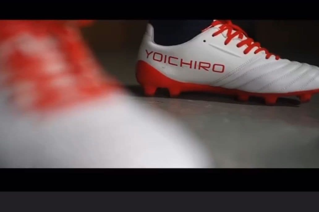 超希少☆柿谷曜一朗 コンケーブ 本人実使用 サイン入りスパイク - メルカリ