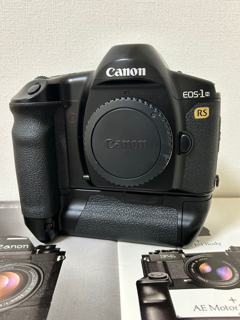 のき Canon EOS1n RS ボディー キヤノン（Canon） Canon EOS-1N RS Body 35mm 一眼レフフィルムカメラ