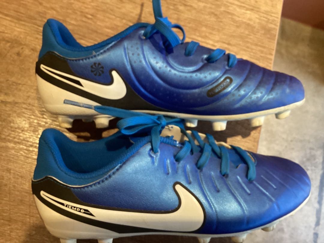 Nike サッカーシューズ 青 スパイク 21センチ - メルカリ