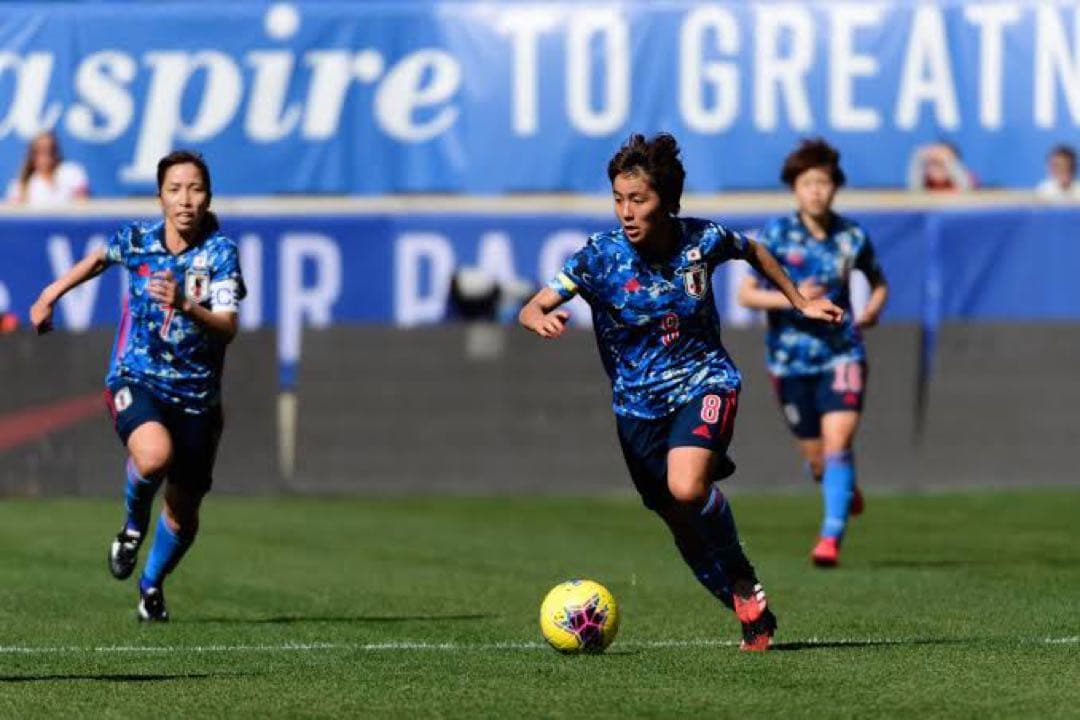 岩渕真奈 直筆サイン 実使用スパイク 日本代表 なでしこジャパン 証明