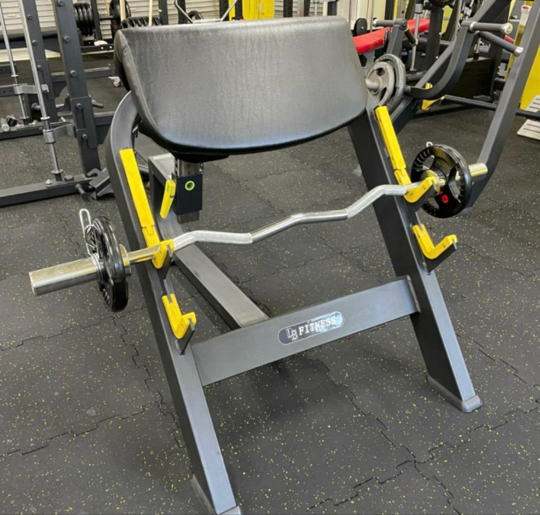 プリチャーカールベンチ　アームカール プリチャーズベンチカール| How to training｜トレーニング動画