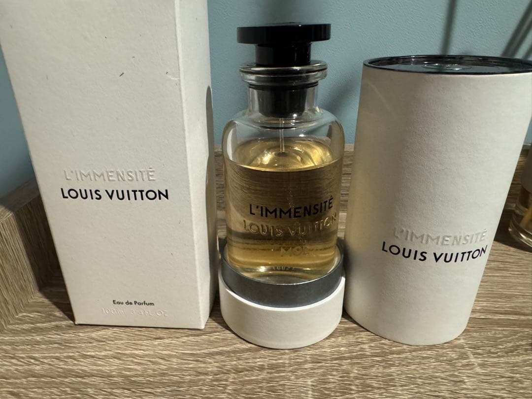 L'IMMENSITÉ LOUIS VUITTON 100ml 香水 リマンシテ オードゥ パルファン ｜ルイ・ヴィトン 公式サイト - LP0052