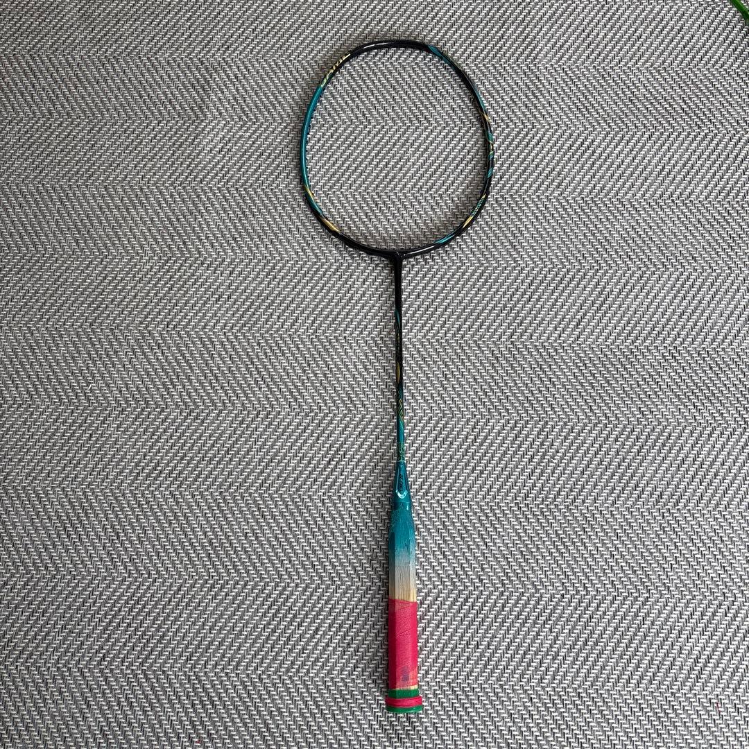 ASTROX 88ゲームバドミントンラケット 実打レビュー】ヨネックス-アストロクス88S GAMEバドミントンラケット