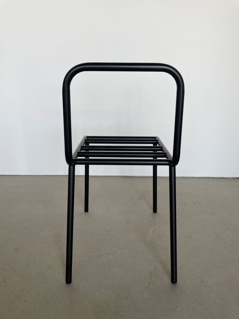 Comme des Garçons コムデギャルソン チェアNo.8 】 - メルカリ