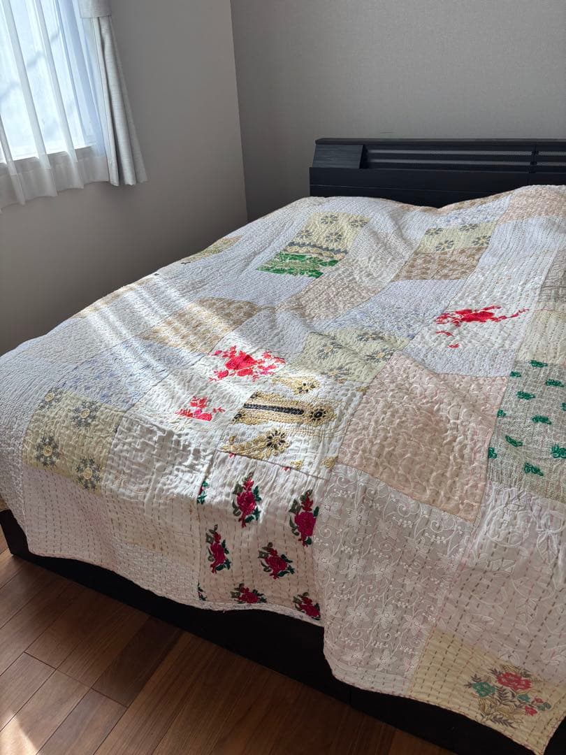 ラリーキルト　インド刺繍　カンタキルト　ヴィンテージ　パッチワーク　マルチカバー 楽天市場】【10%OFFクーポン対象】インド カンタ刺繍 パッチワーク