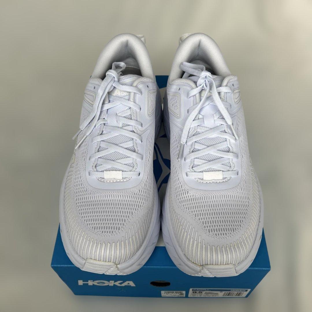 【新品】HOKA ONE ONE Bondi 7 ホワイト 27.5cm