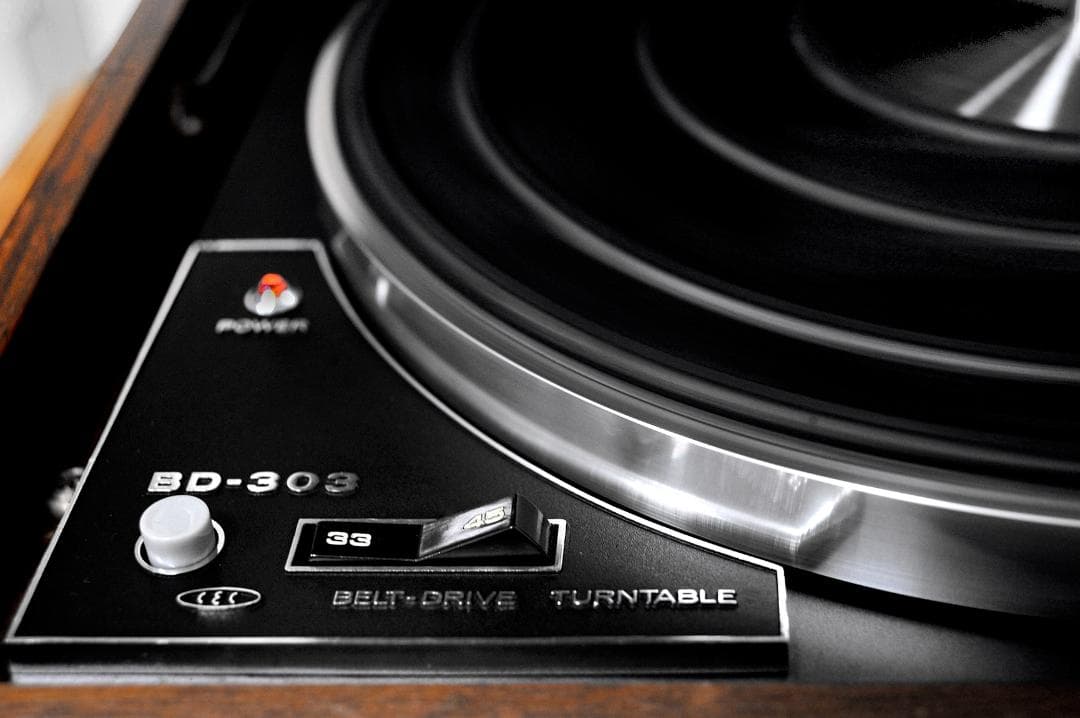 ☆CEC BL-303 レコードプレーヤー専門メーカーがつくる本格がある