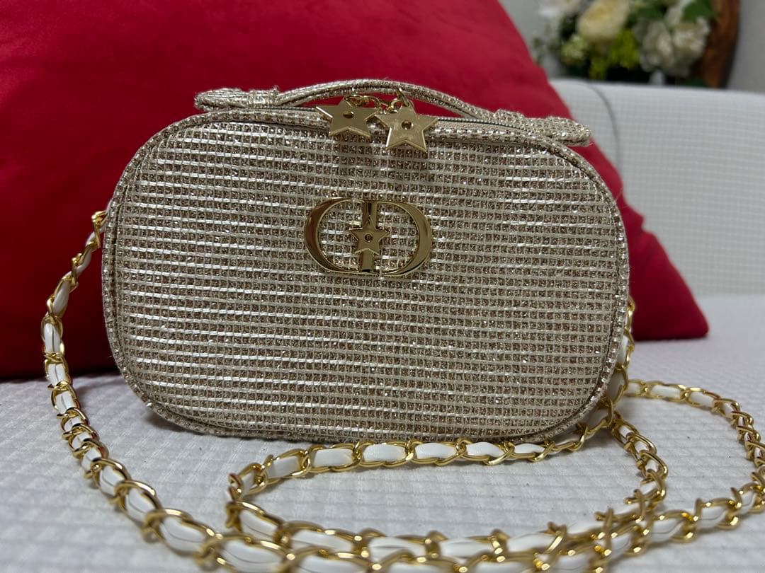 Dior ディオール クリスマスコフレ2025限定 ホリデーゴールドポーチ