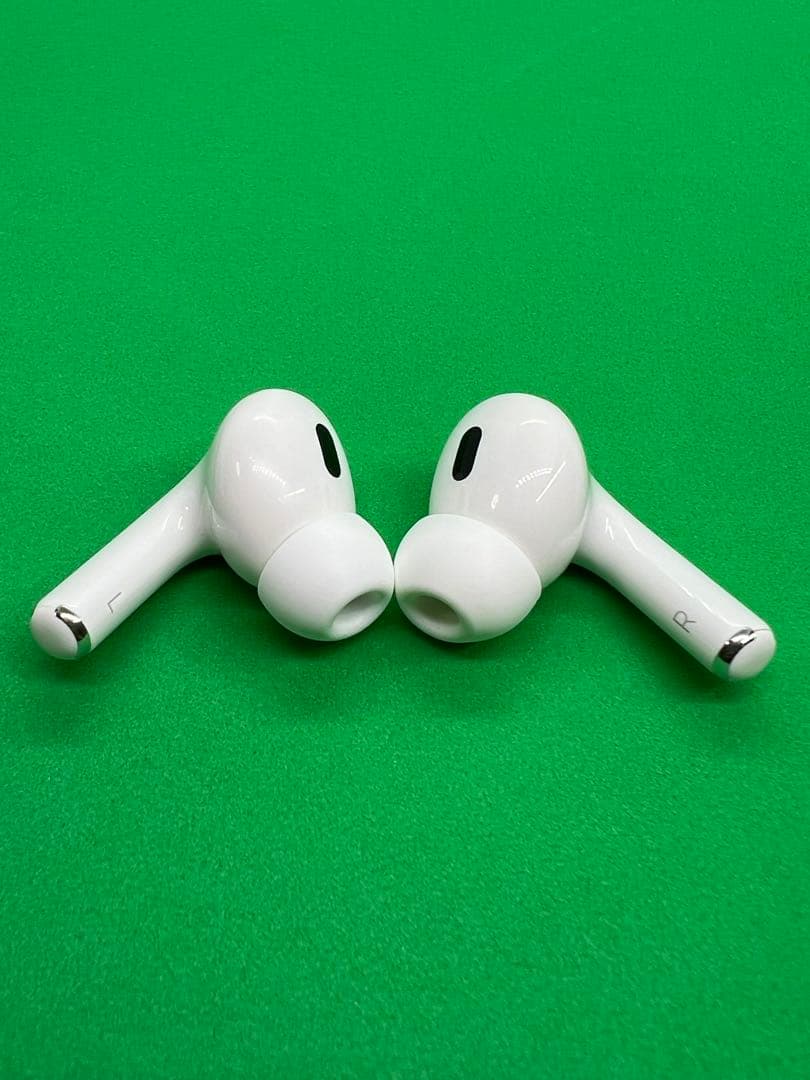 Apple  AirPodsPro 第2世代 両耳のみ ジャンク品 - メルカリ