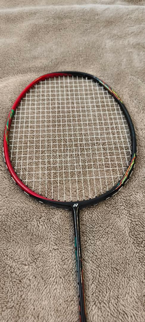 ジャンク品】アストロクス88d 4UG5 4本セット バドミントン ラケット