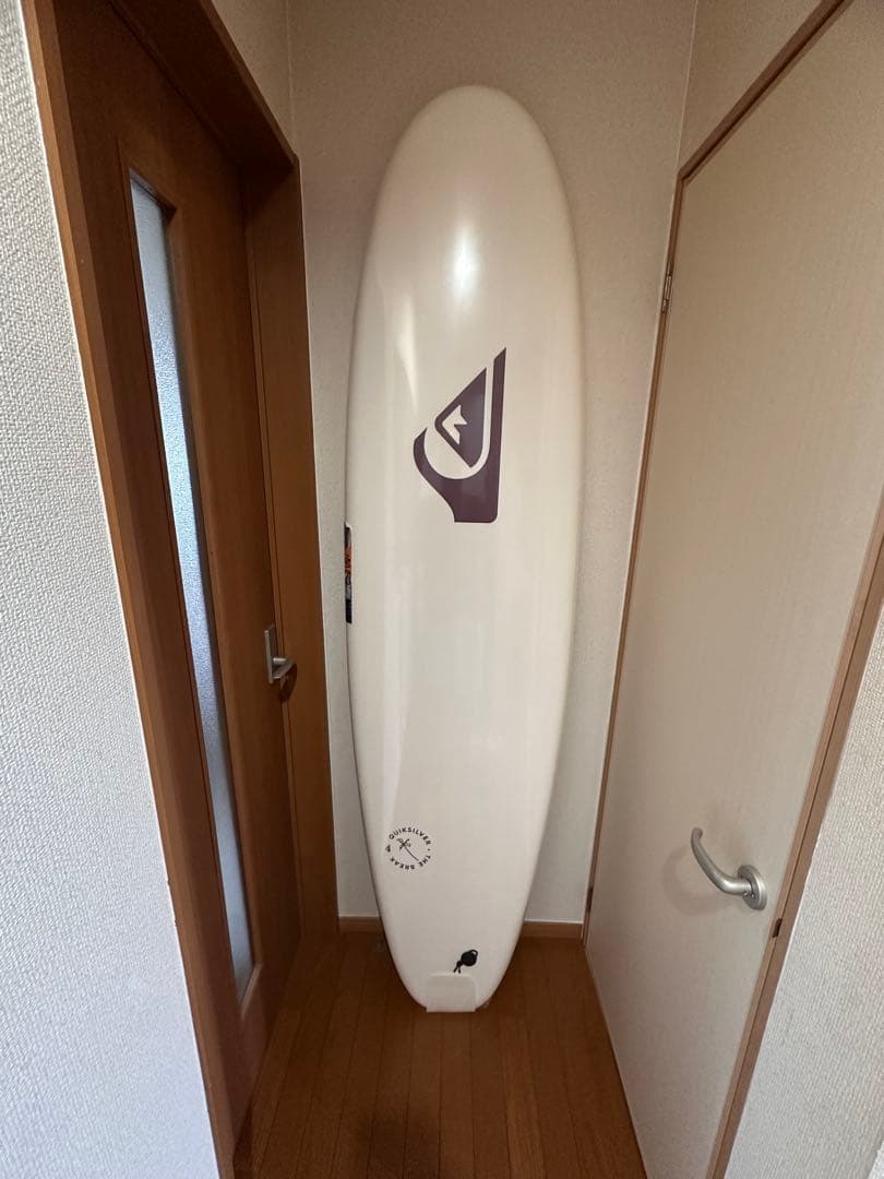 新品格安　カノアイガラシでお馴染みクイックシルバーソフト213cm7'0フィン付 Quiksilver｜クイックシルバーのKANOA COLLECTION - Quiksilver