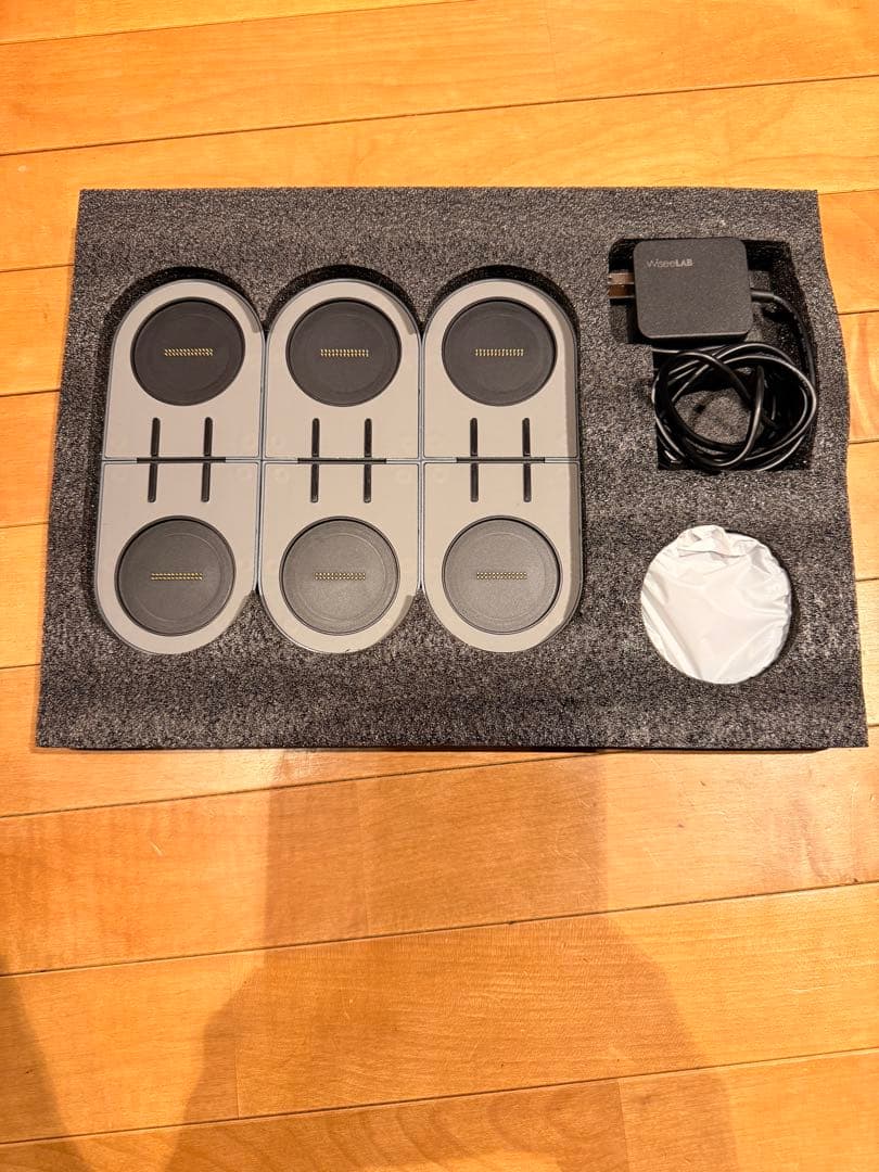 [美品]WiseeLAB コックピットモニター 15.6inch、4画面構成