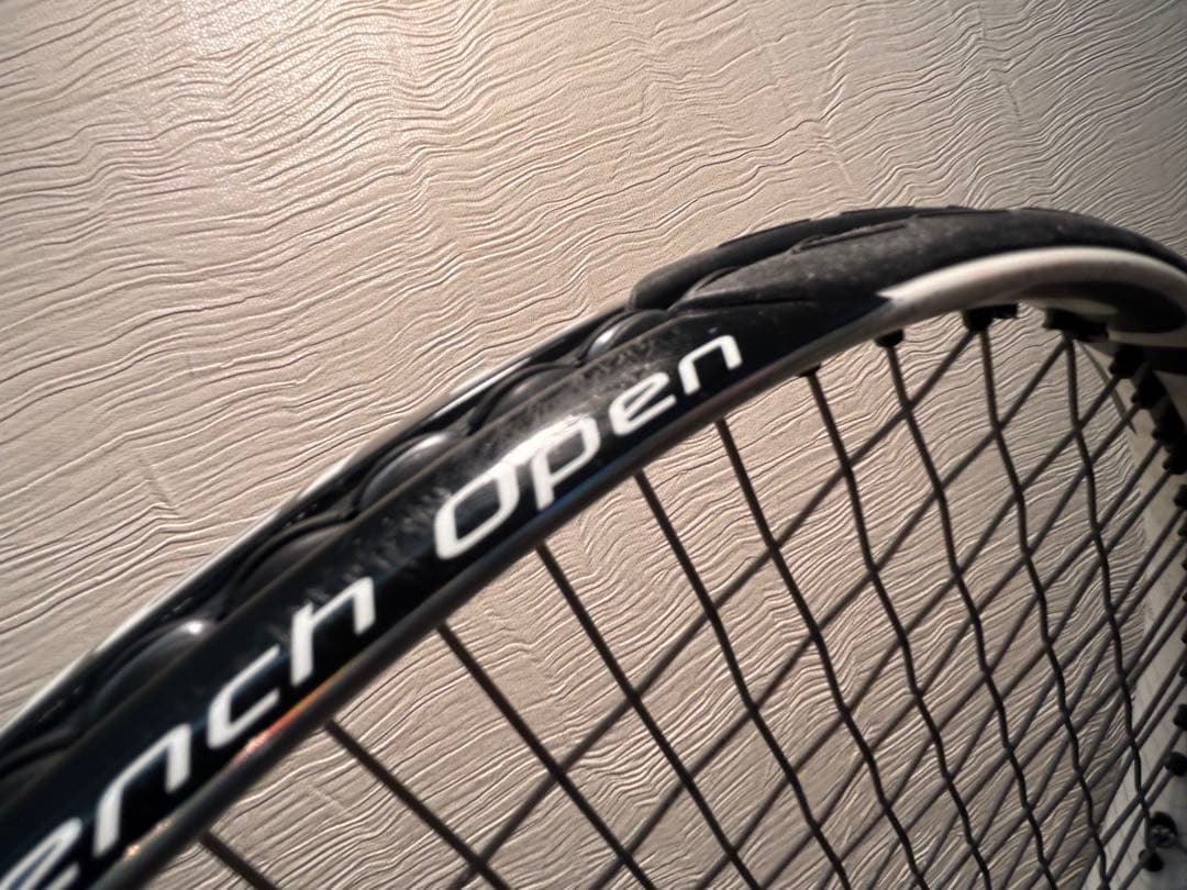 希少Babolat アエロプロドライブローランギャロス仏オープンモデル