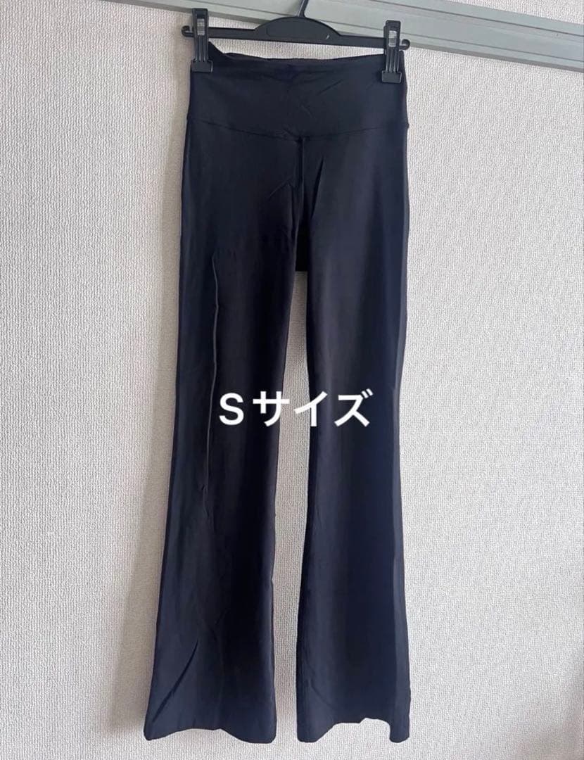 国内正規品Lululemon Sサイズ フレアヨガパンツ 秋冬のおすすめ 【ルルレモン公式｜lululemon Japan】 - ヨガ