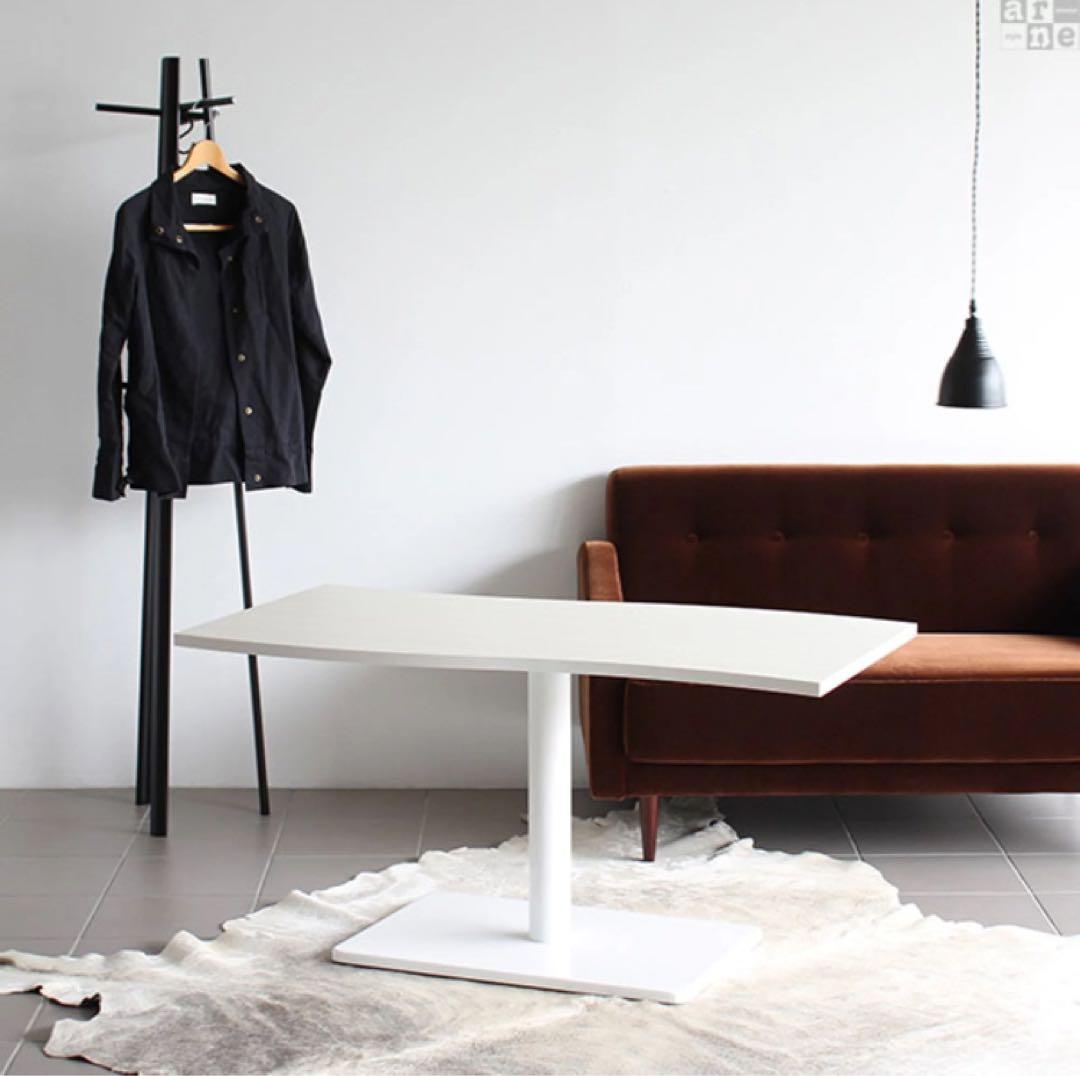 美しい波型！ホワイト木目のカフェテーブル arne River HIGH - メルカリ