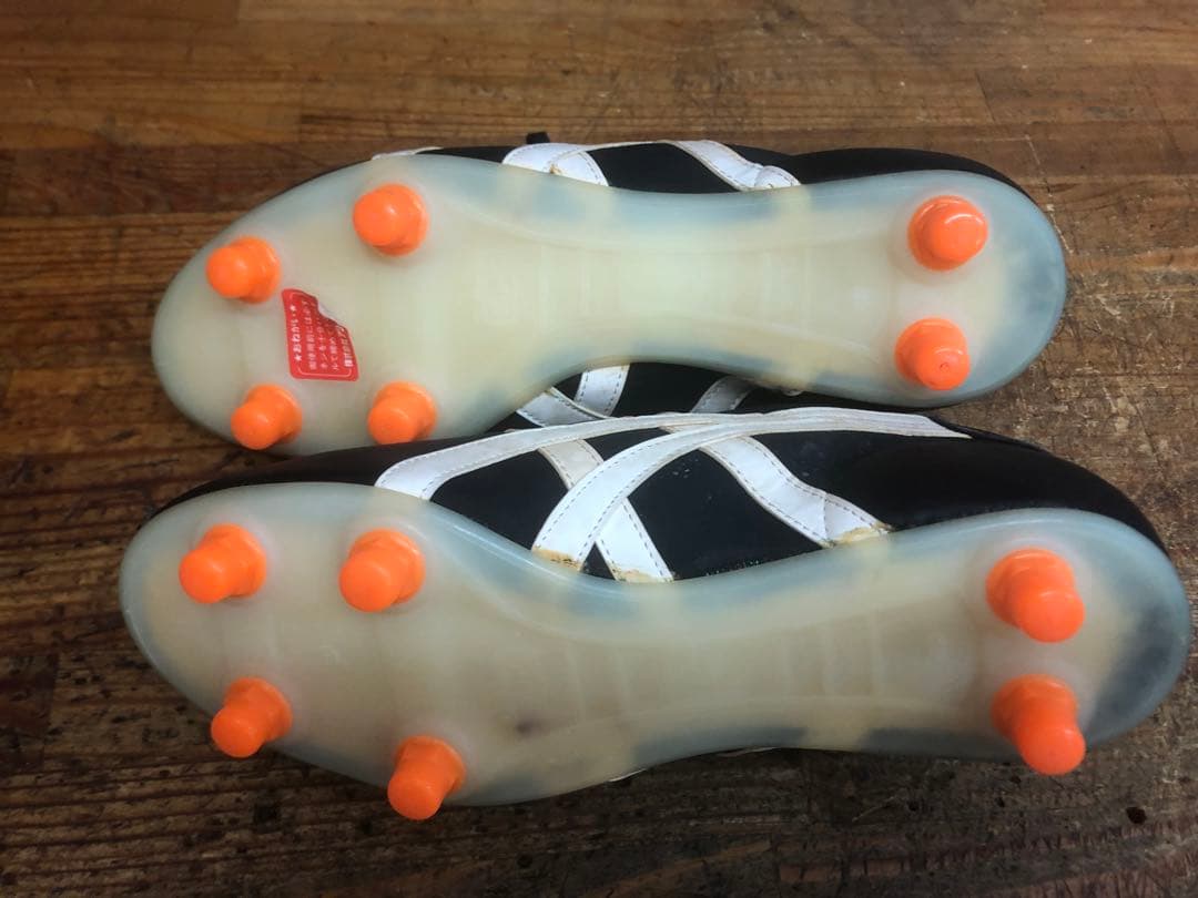 オニツカタイガー　サッカーシューズ　24.5cm