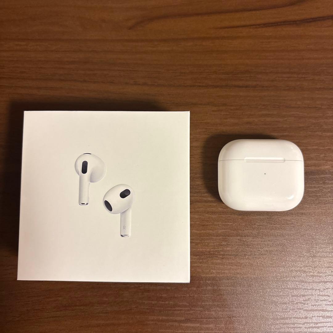 AirPods3世代 本体 アップル AirPods 第3世代 [リモコン・マイク対応 /ワイヤレス(左右