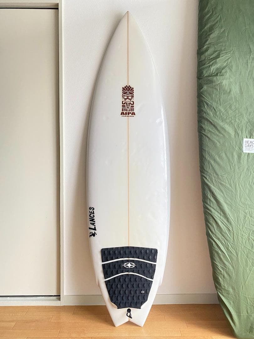 AKILA AIPA / SWALLOW WING 5'8\"フィン付き AKILA AIPA アキラアイパ SURFBOARD サーフボード CONTEMPORARY FISH