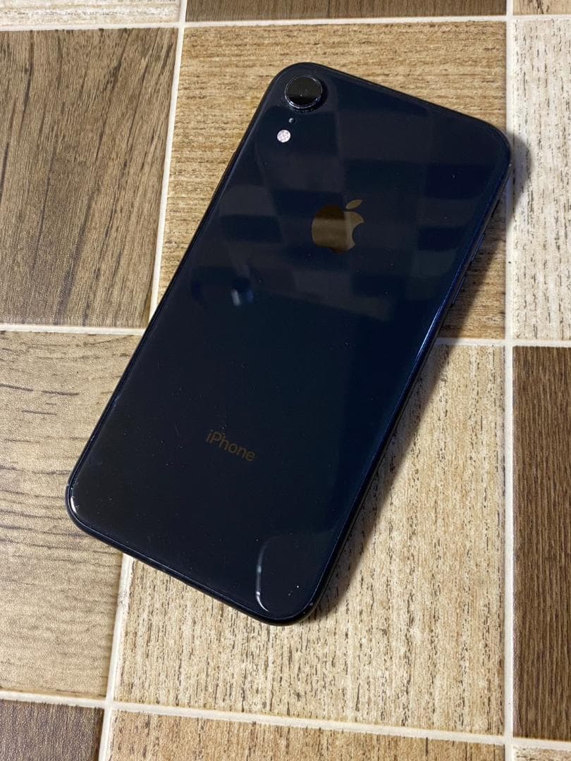 Apple iPhone XR 64GB MT002J/A ブラック 画面割れ