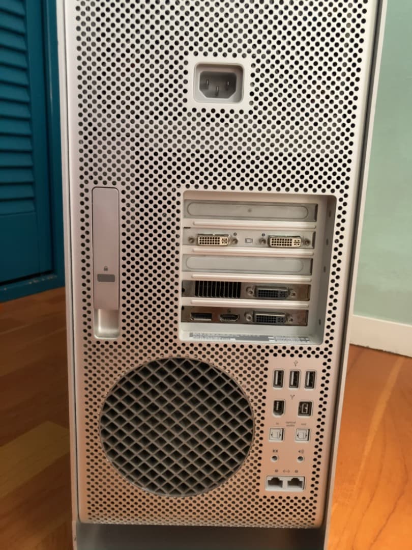 Mac Pro3.1改 El Capitan SSD rad5870 BT4.0 - メルカリ