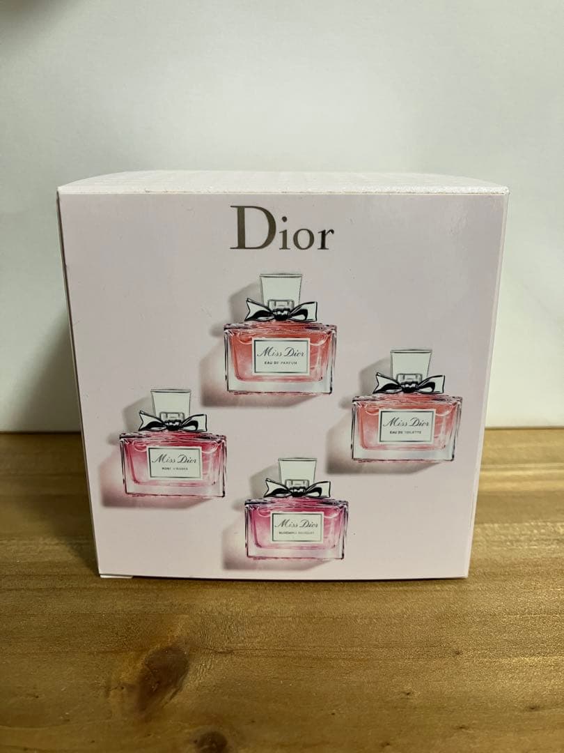 ミスディオール ミニチュアコフレ 5mL×4 Dior 新品未使用 - メルカリ