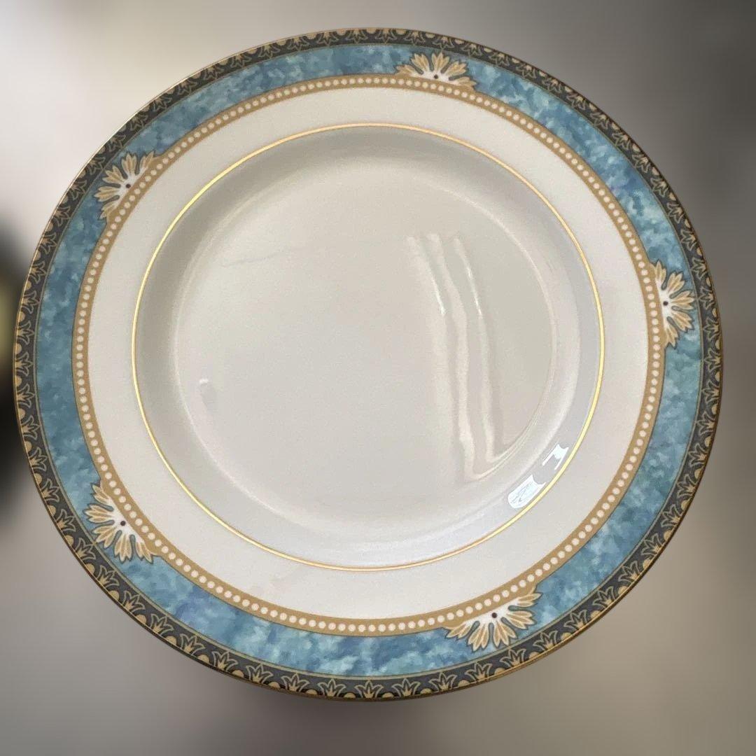 WEDGWOOD ウェッジウッドCURZON プレート 2枚セット 黒壺 - メルカリ