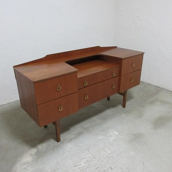 イギリス ビンテージ 家具 サイドボード キャビネット 飾り棚 英国 6165e アンティーク家具 棚 サイドボード キャビネット イギリス ビンテージ