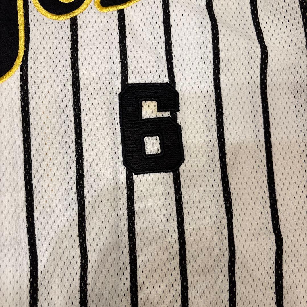 極美品】阪神タイガース 金本知憲 ユニフォーム 刺繍 Lサイズ - メルカリ