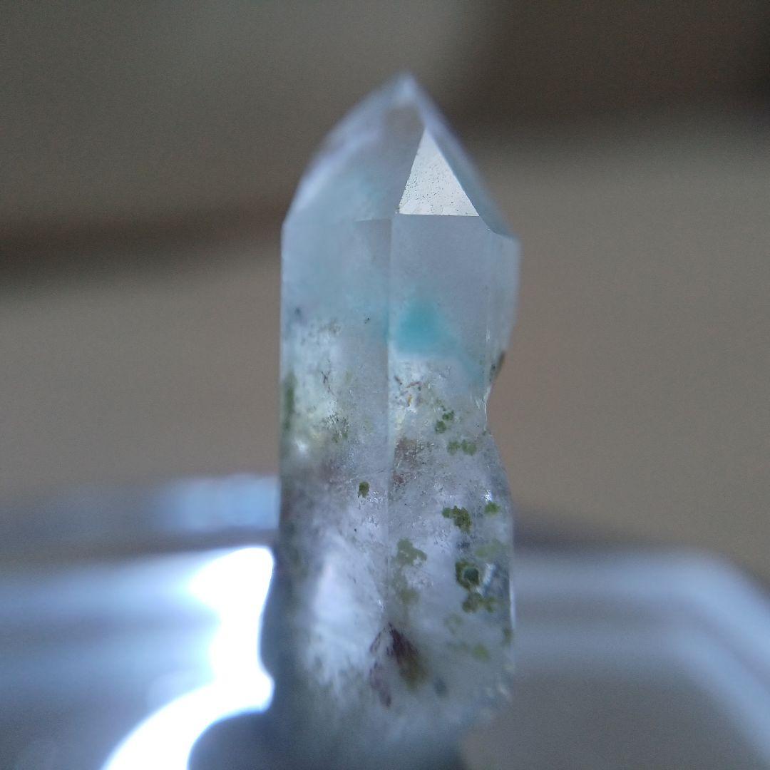 アホー石入り水晶 ajoite in quartz アホーアイト 鉱物標本 - メルカリ