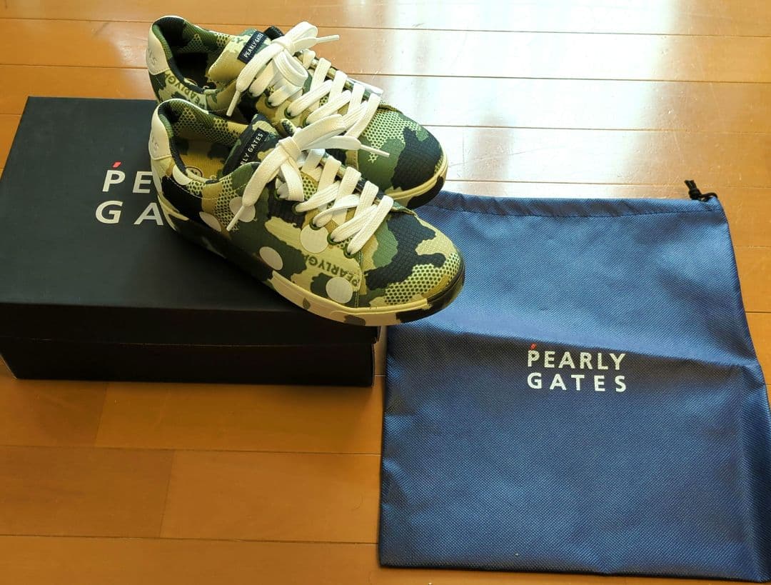 お得⭐︎新品半額以下[23.0cm]PEARLY GATES 迷彩柄（ゴルフ靴）