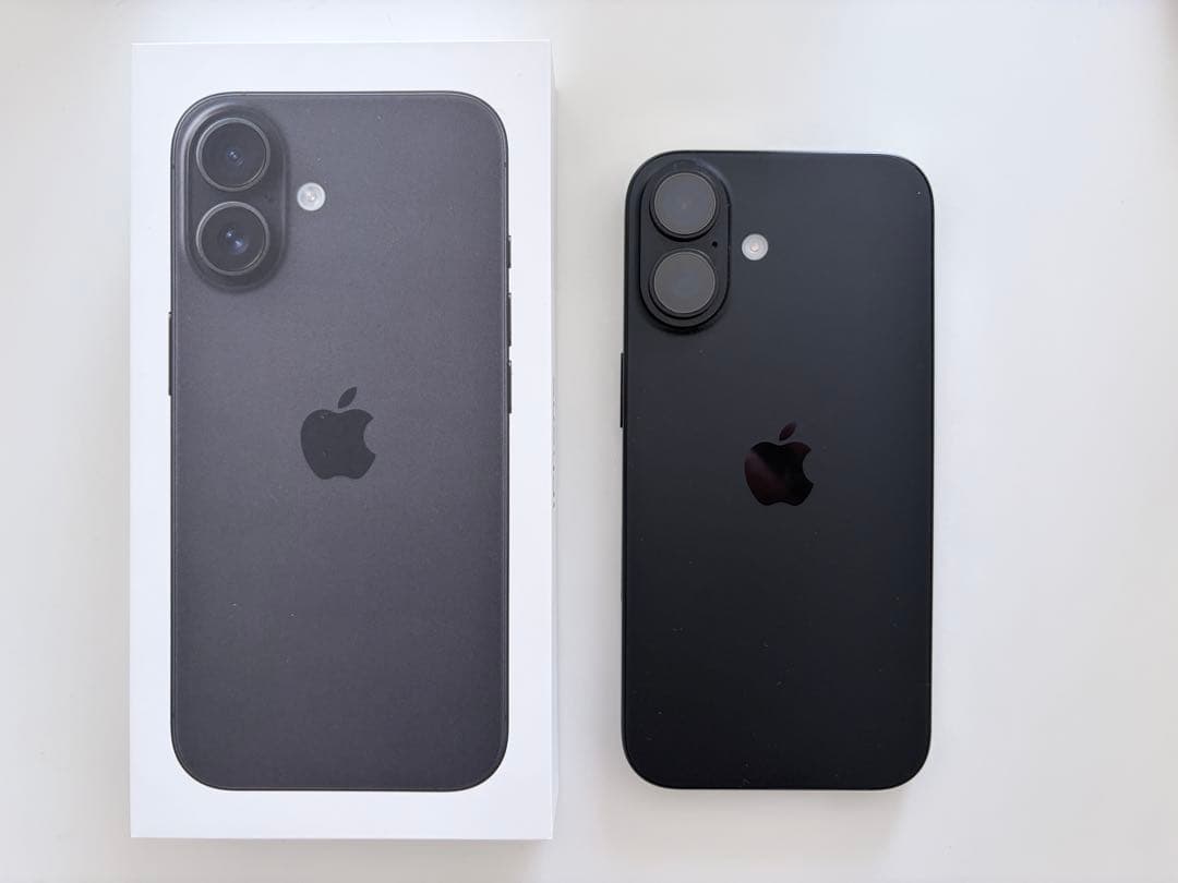 iPhone16 128GB 黒 バッテリー容量93% SIMフリー - メルカリ