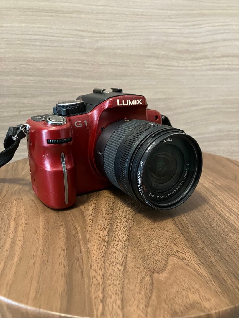 LUMIX G1 W赤色 デジタル一眼カメラ Amazon | パナソニック デジタル一眼カメラ LUMIX (ルミックス) G1 W