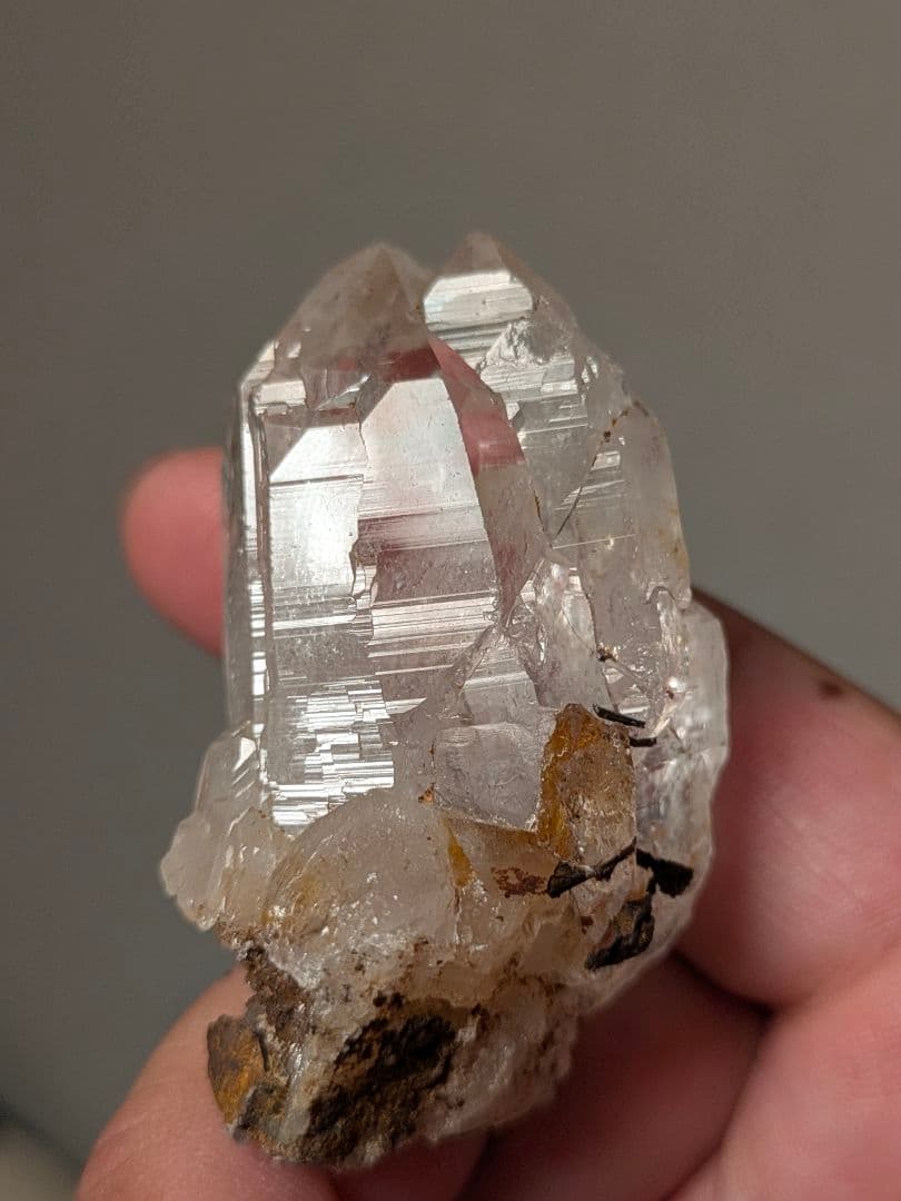 ARTEEFLOW-ネパール産 ガネーシュヒマール カテドラル水晶 階段膜が