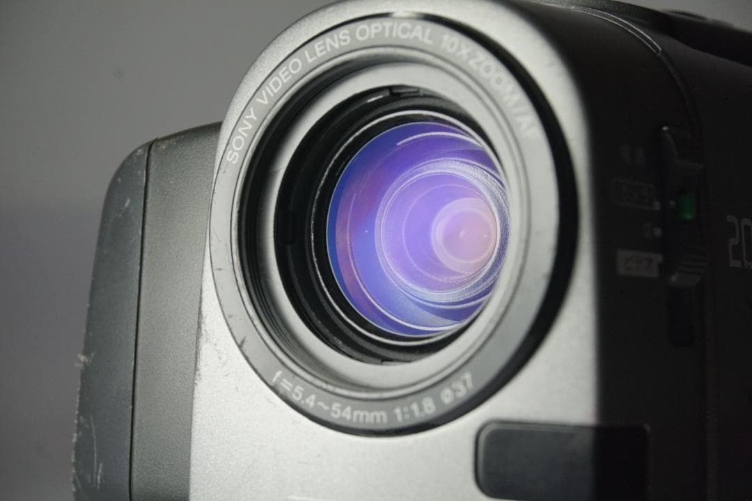 箱リモコン付き】 SONY ビデオカメラ CCD-TRV90 Hi8 8mm - メルカリ