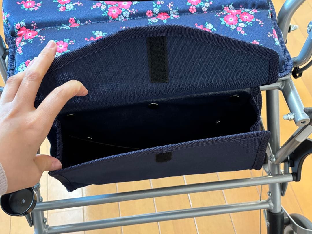 新品同様 シルバーカーデュオST 買い物カート 手押し車 花柄 折り畳み