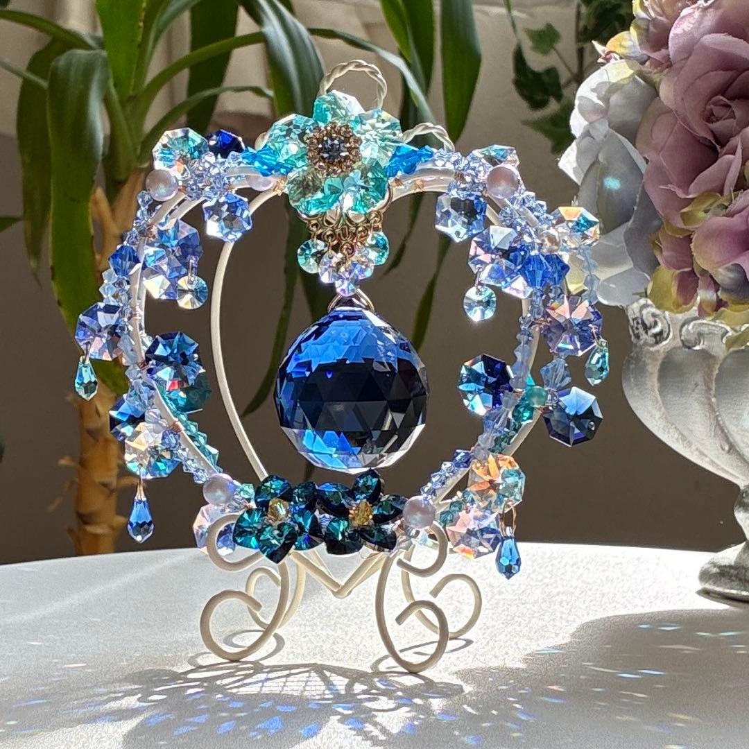 サンキャッチャー スワロフスキー ボール40mmダークサファイア - メルカリ