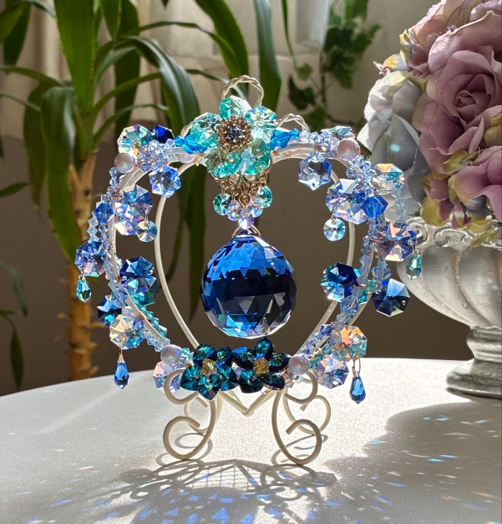 サンキャッチャー スワロフスキー ボール40mmダークサファイア - メルカリ