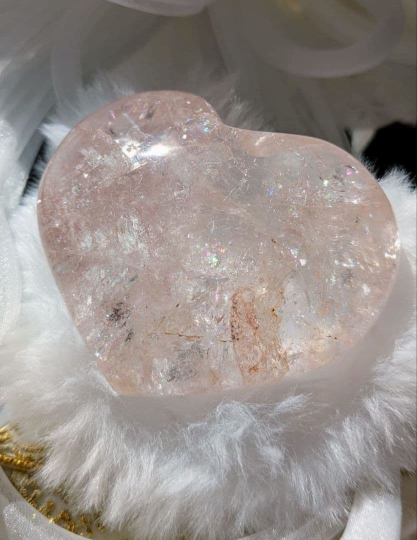 ♡ピンクアゼツライト（通称） ピンククリアクォーツ♡ ハート 虹