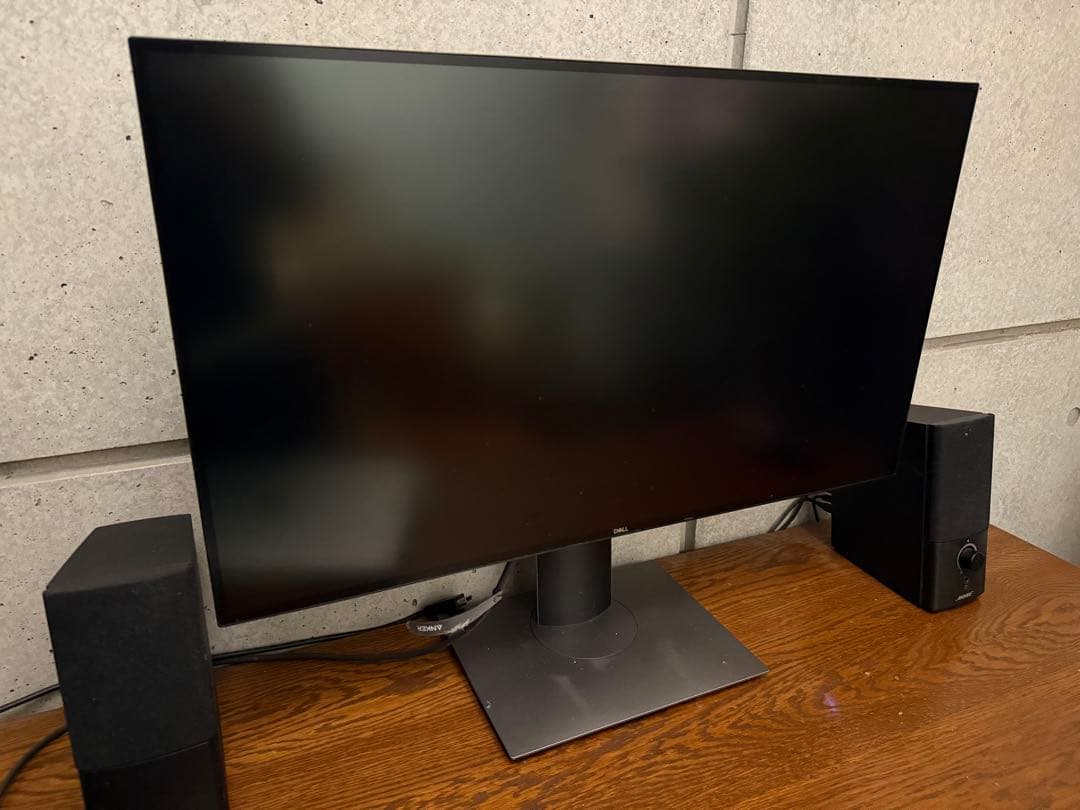 Dell U2720QM 27インチ　4Kモニター Amazon.com: Dell U2720QM 27 Inch UltraSharp 4K UHD, IPS Ultra-Thin