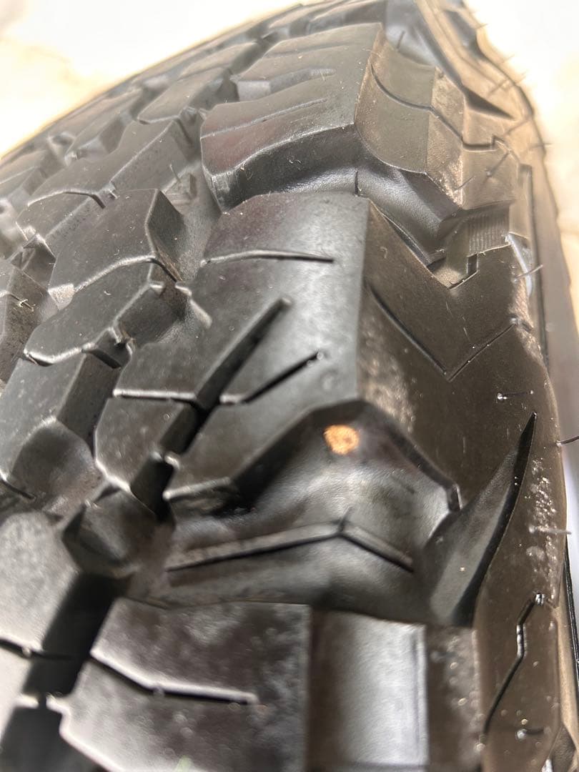 ジムニーシエラ専用デルタBFタイヤホイール5本、ホイールナット