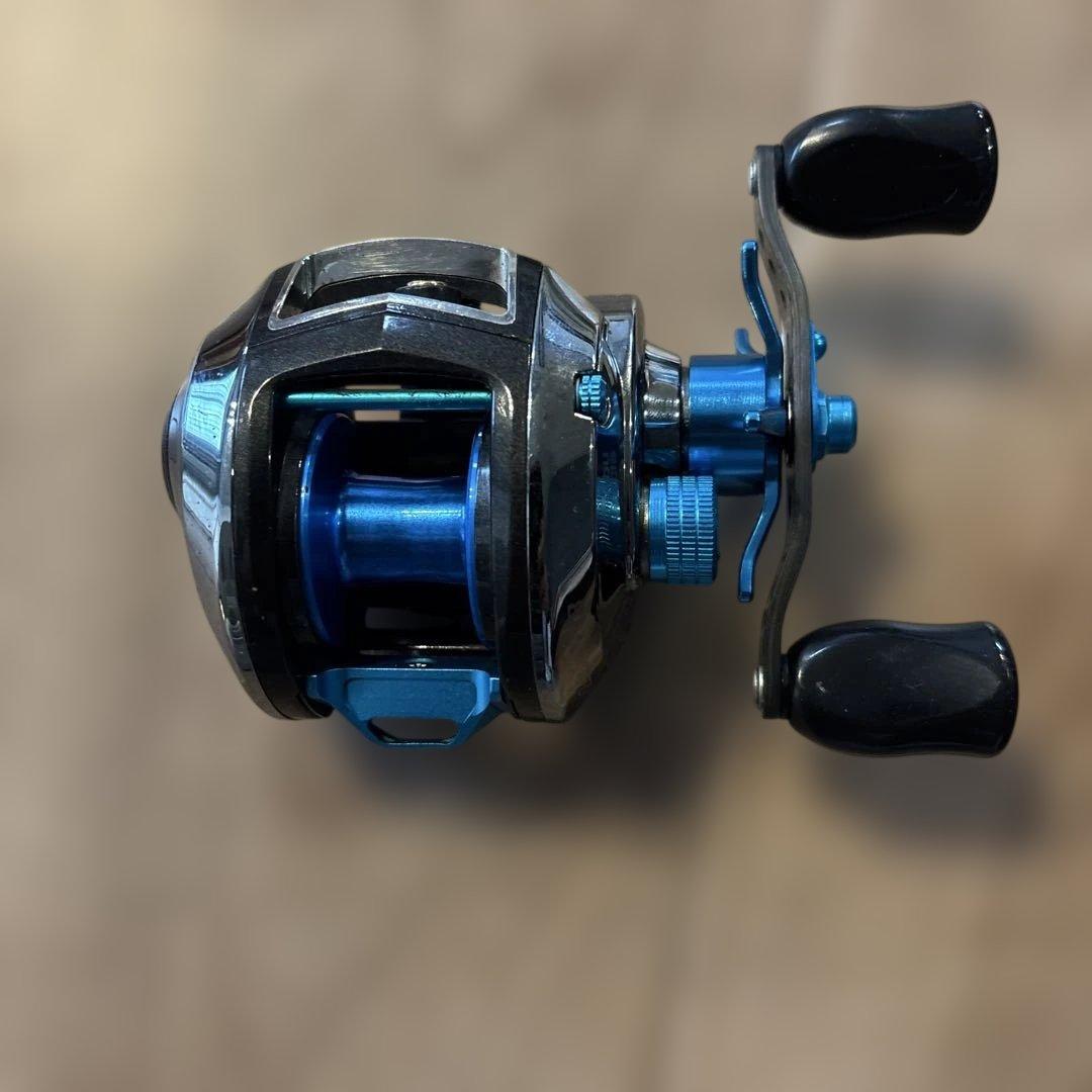 アブガルシア レボエリートIB カラーパーツカスタム - メルカリ