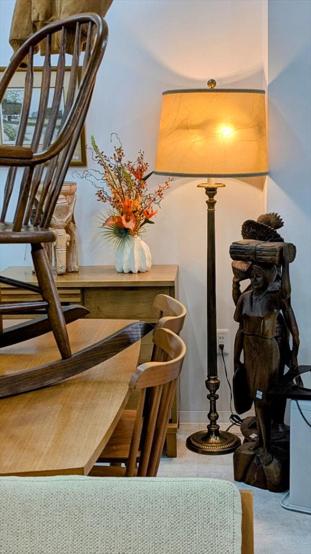 山菊工芸2灯フロアランプ（1986年製） - メルカリ