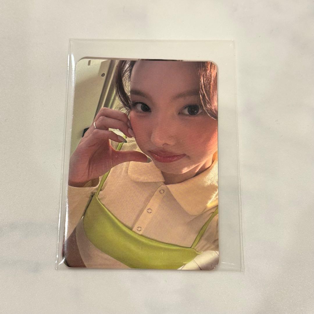本日13時まで限定】fwee TWICE ナヨン トレカ 特典 2枚セット - メルカリ