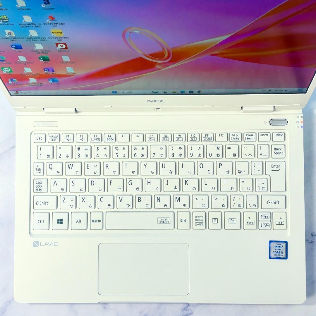 ☆1台限り☆】軽量コンパクト！SSDで快速・Win11・ホワイトノートパソコン