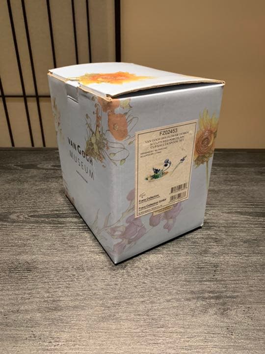 フランツとゴッホミュージアムのコラボ Iris オファー