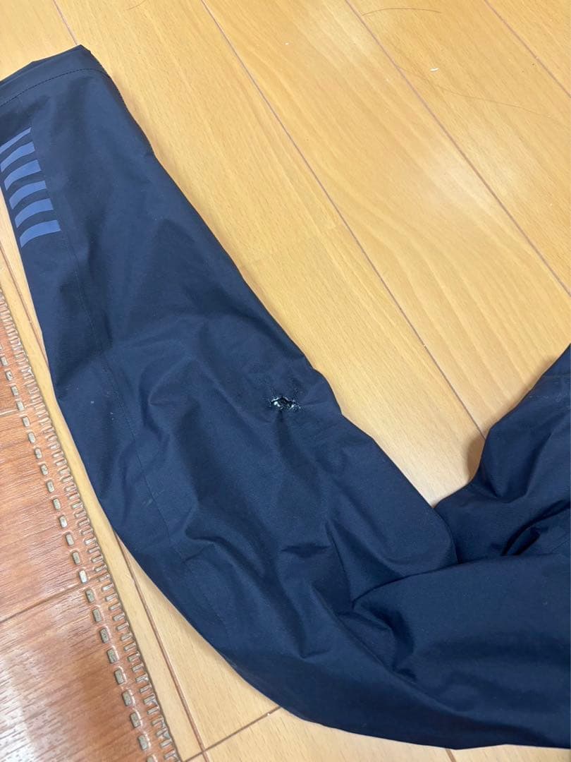 ☆水木金限定割引‼️Rapha プロチーム インサレーティッド レイン